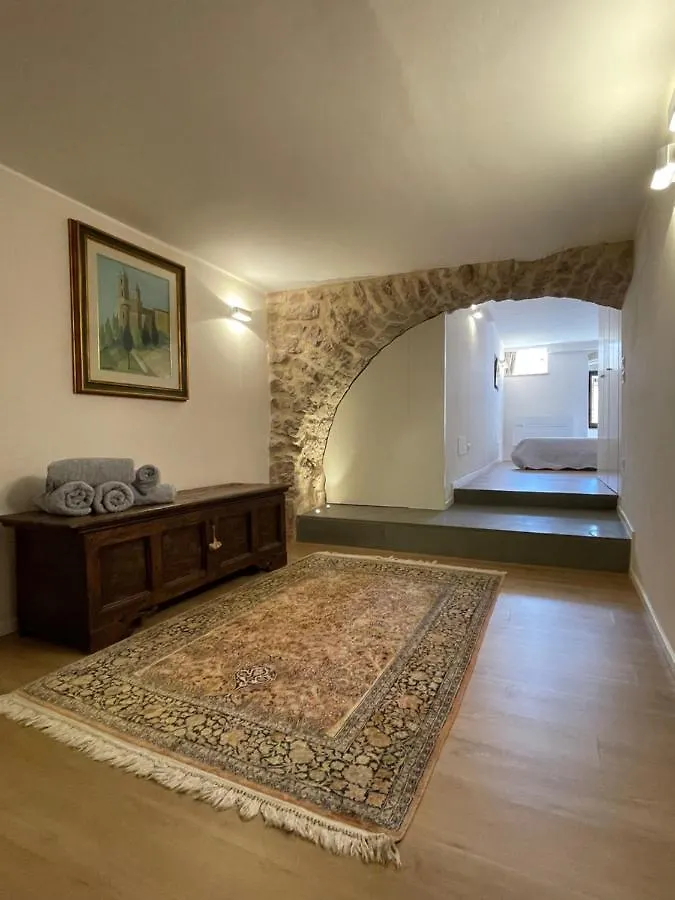 Assisi Ad Apartaments - Sorella Luna Boutique Home Apartment